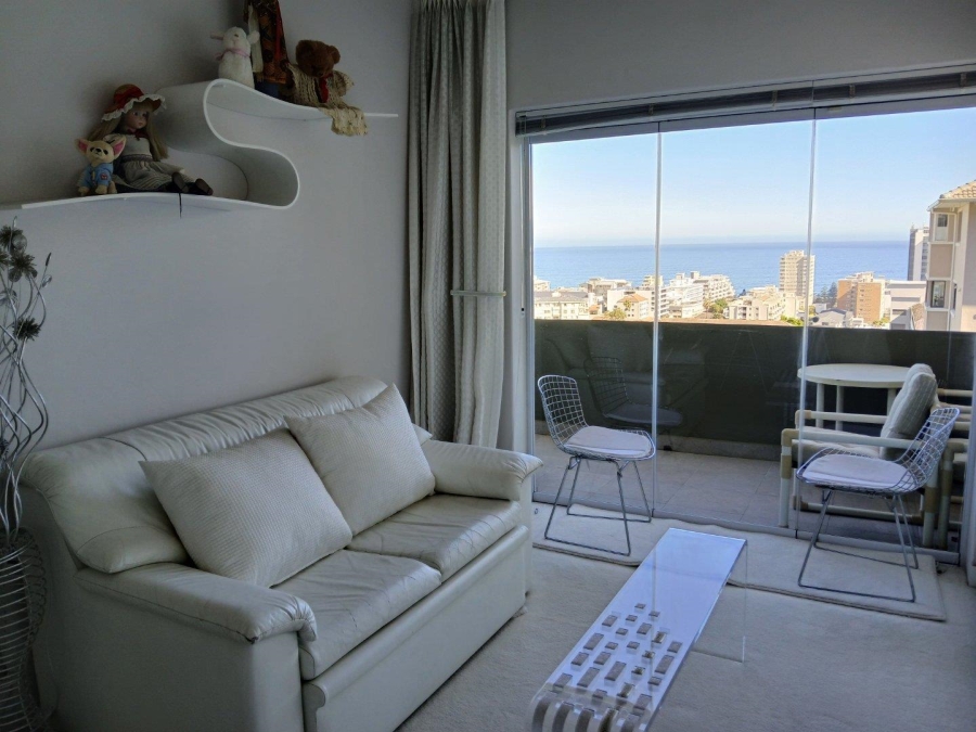 To Let 2 Bedroom Property for Rent in Sea Point Western Cape